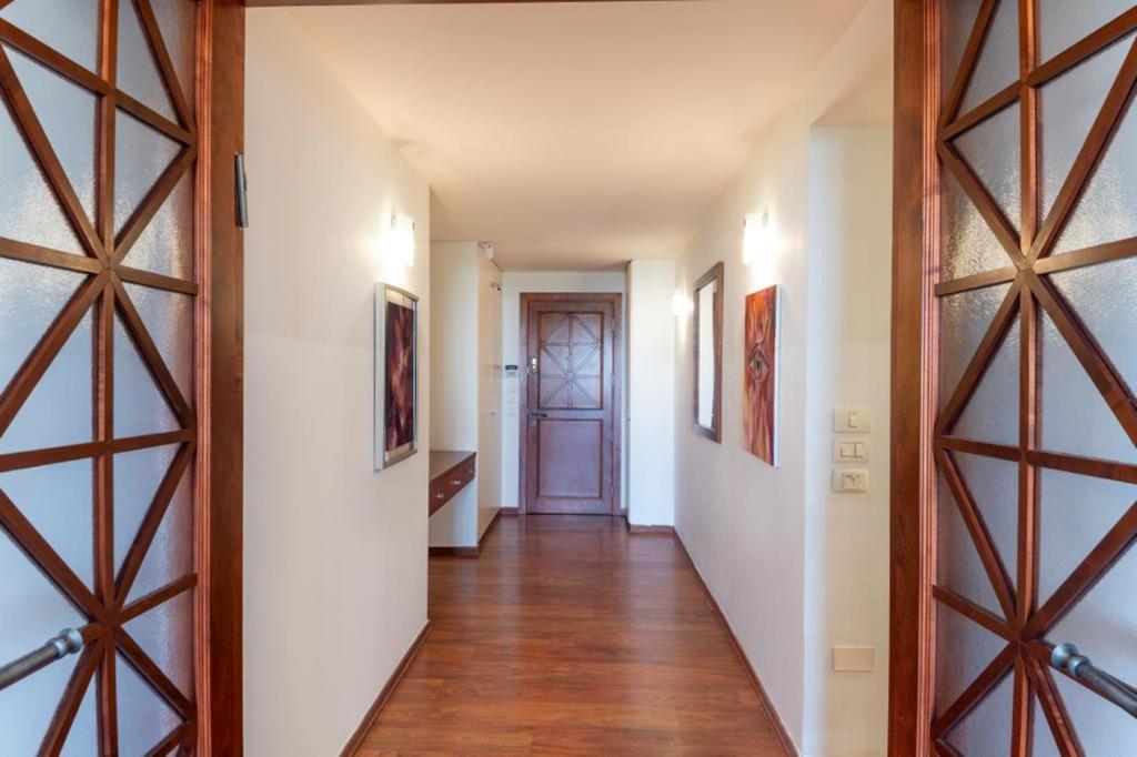 Art Apartment In Mamila - Art & View Gerusalemme Esterno foto